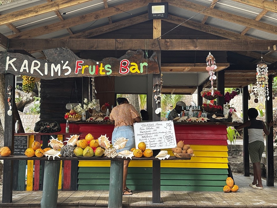 Karims Fruit Bar @ Anse Severe La Digue November 2025